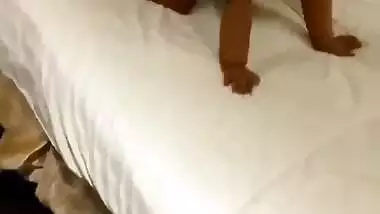 Wife gets fuck by a bull before her husband in xxx viral MMS