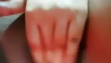 Kolkata milf shows boobs and pussy on Desi video call sex