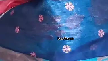 Boob press over bra and bhabhi sucking devar dick
