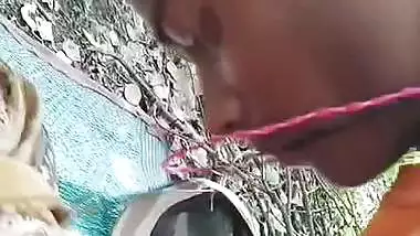 Hindi bf of desi lady fucking on a farm with a guy
