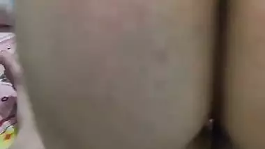 Brown haired cam girl boob pressing and pussy fingering