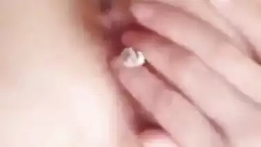 Desi muff smokin' cigarette MMS movie scene