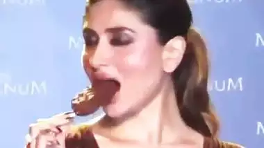 ???? Kareena Kapoor Loves Licking Suckin her Chocolate Ice Lolly