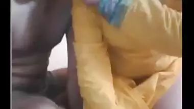 Sexvideos of a big boobs bhabhi teasing her fans on a webcam show