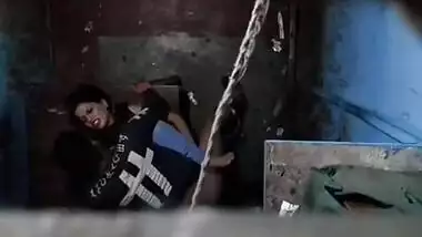Catches A Call Girl Satisfying Her Customer