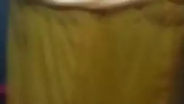 Desi bhabhi bath