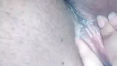 Kolkata girl licking boobs and fingering horny pussy